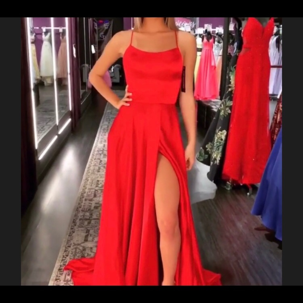 Never worn red prom dress